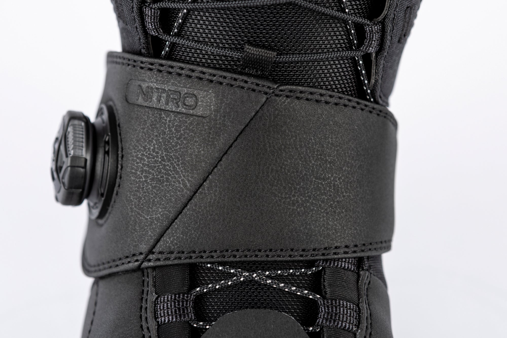 MONARCH STEP ON TLS 2026