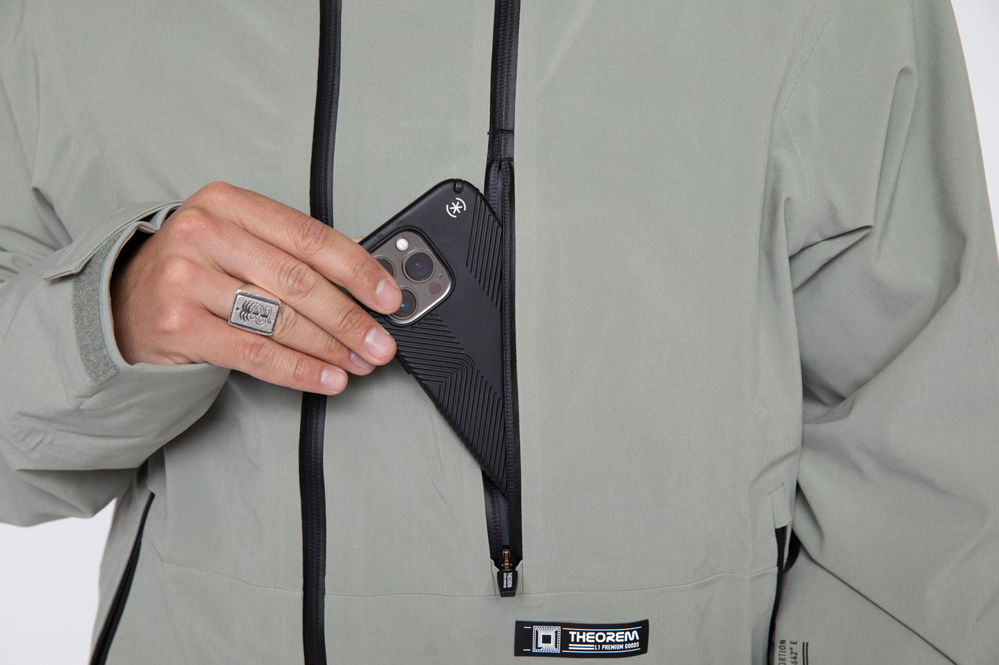 AXIAL JACKET