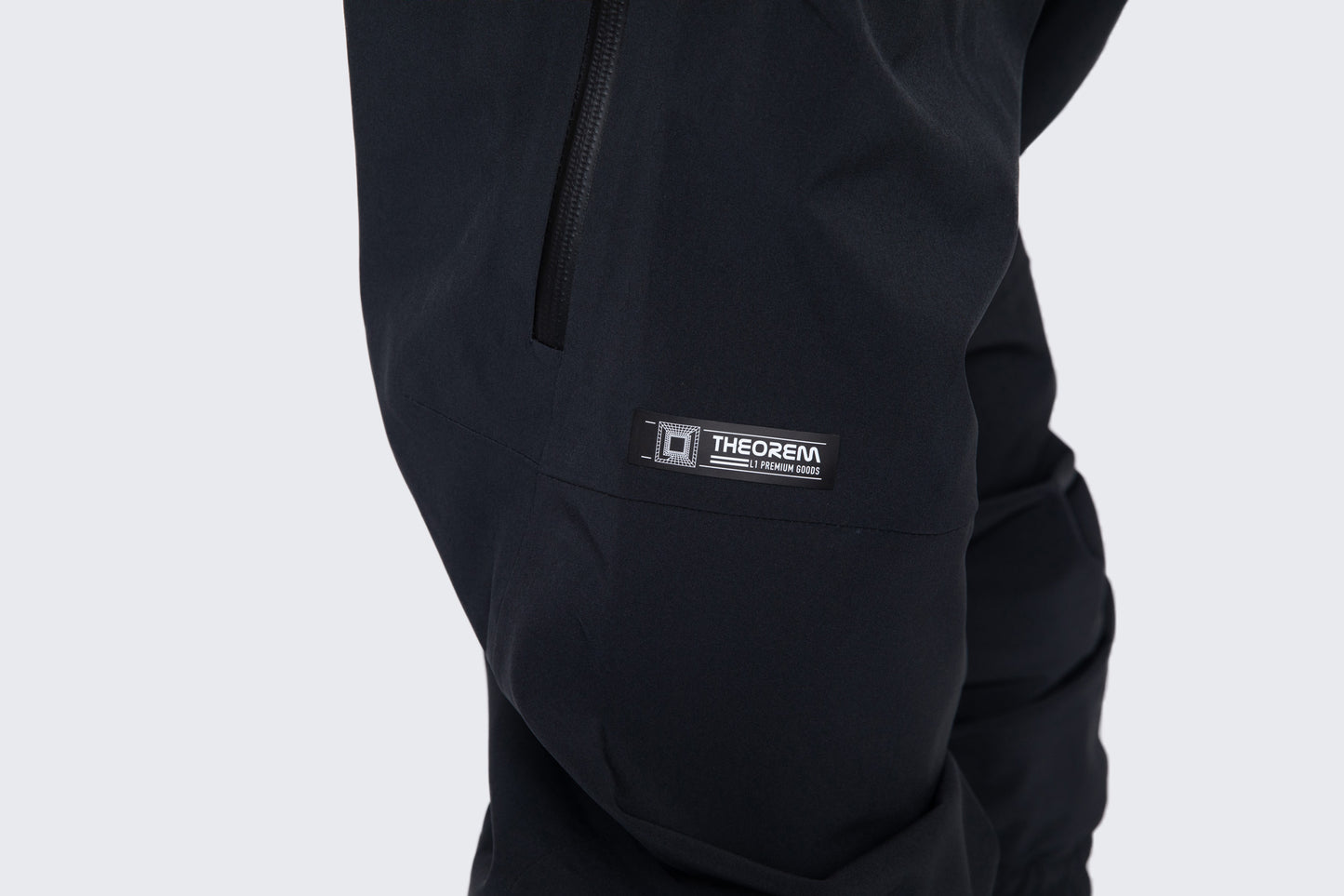 AXIAL PANT