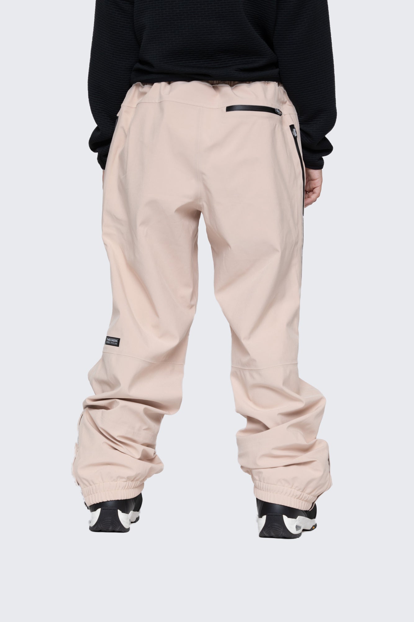 AXIAL PANT