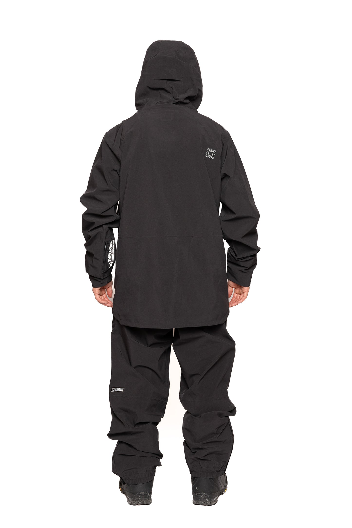AXIAL JACKET