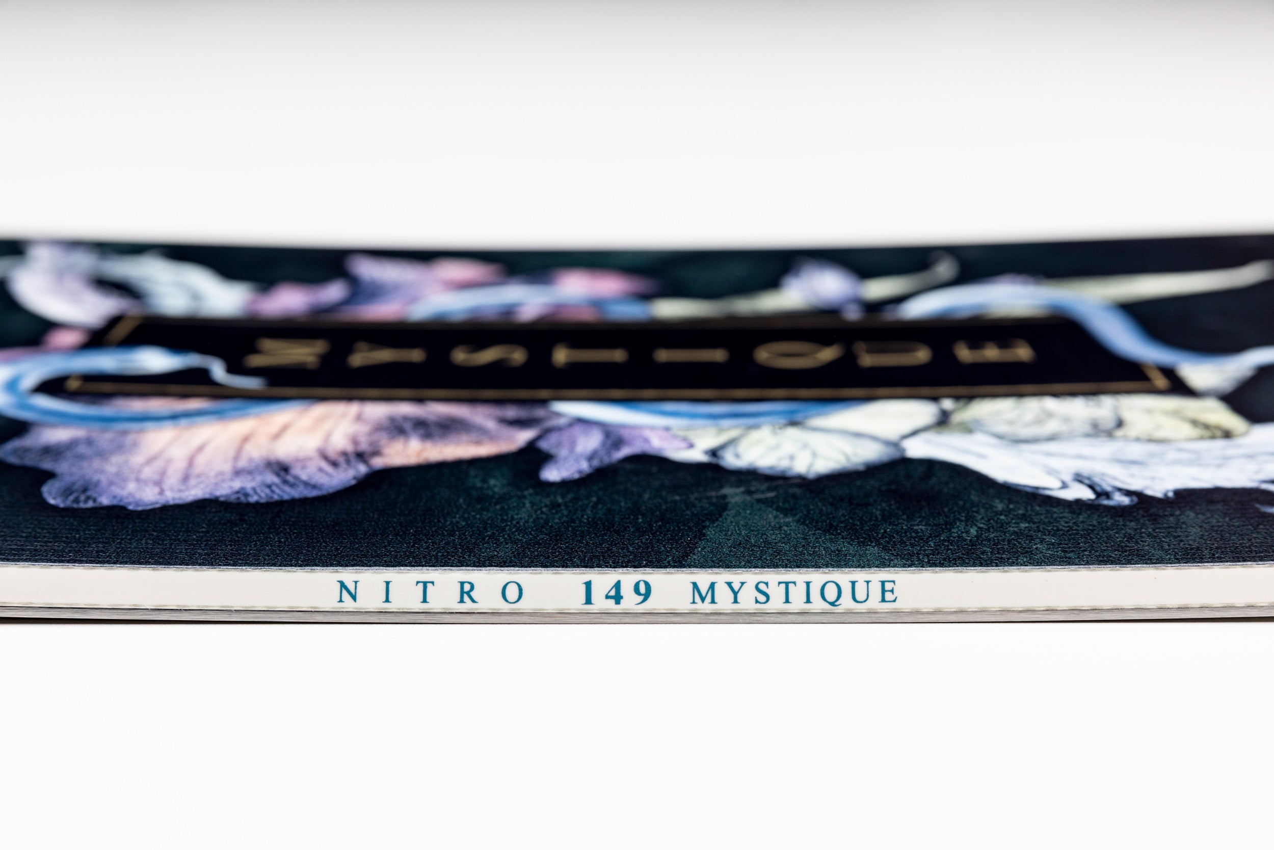 NITRO MYSTIQUE 2027